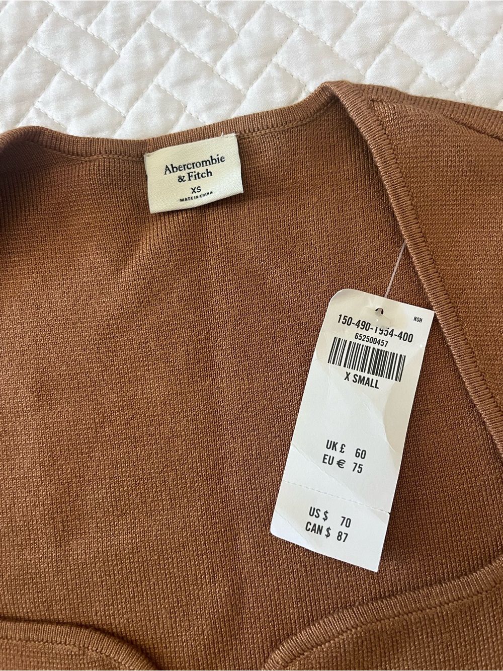 Abercrombie & Fitch Brown V-Neck Knit Sweater fitted - Picture 3 of 6
